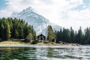 Why Does Switzerland Continue to Produce So Many High Earners?